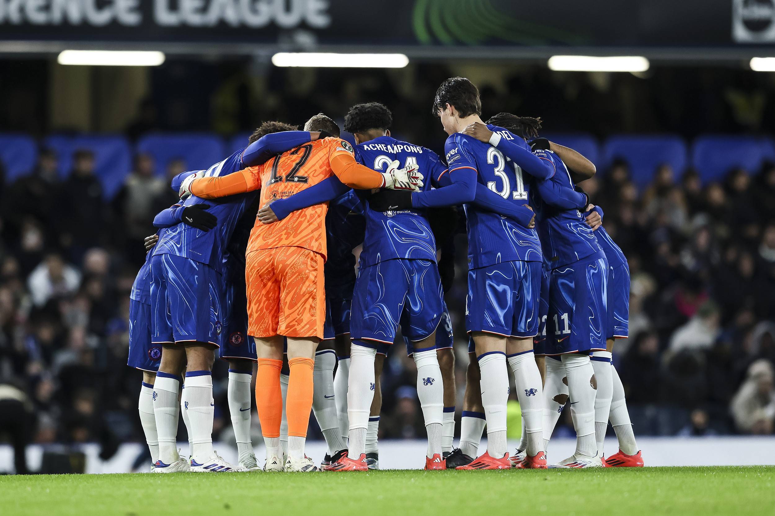 马德里竞技迎欧冠关键赛，国际比赛日战术微调，气氛紧张，阵容厚度经受考验的简单介绍